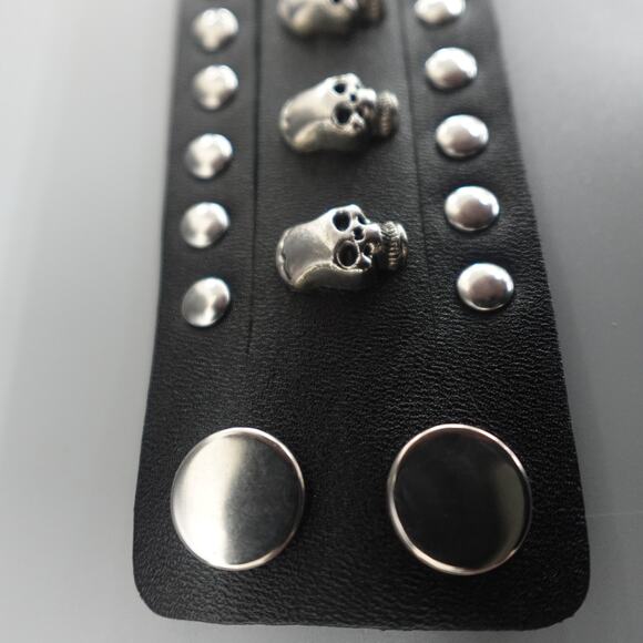 Black Leather Bracelet W/ Studs SL-11 - Picture 2 of 3